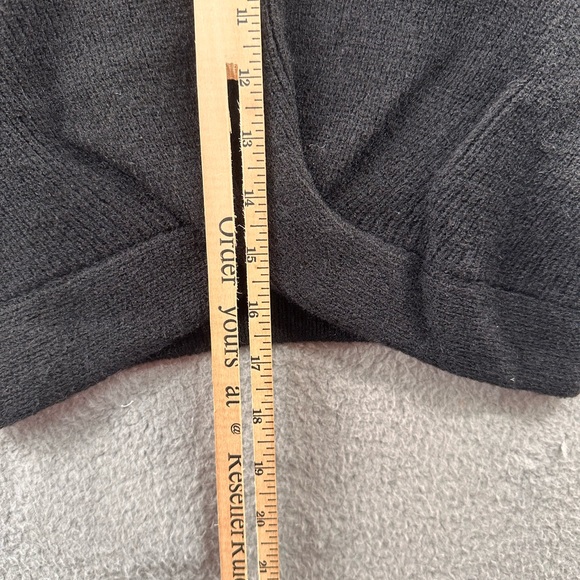 New Lot of 2 Girls Sweaters Size 10 - Picture 9 of 16